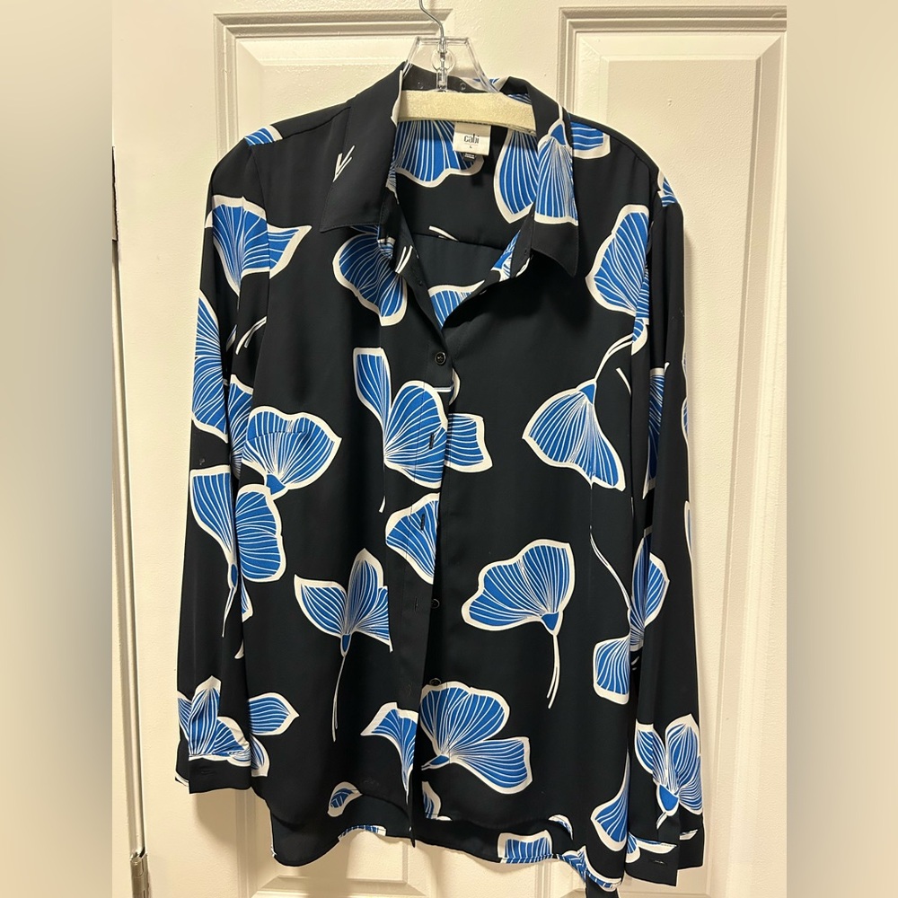 Cabi, long sleeve printed blouse